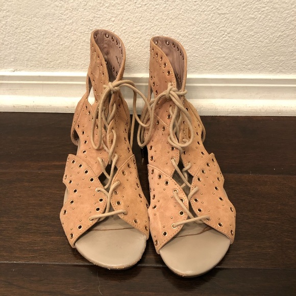 Joie Fabienne Gladiator Flat Suede Sandal - Picture 5 of 9